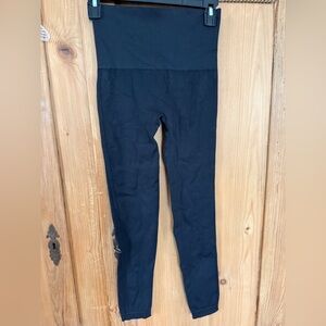 SPANX seamless sculpt compression leggings